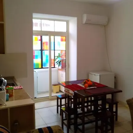 Art Apartment